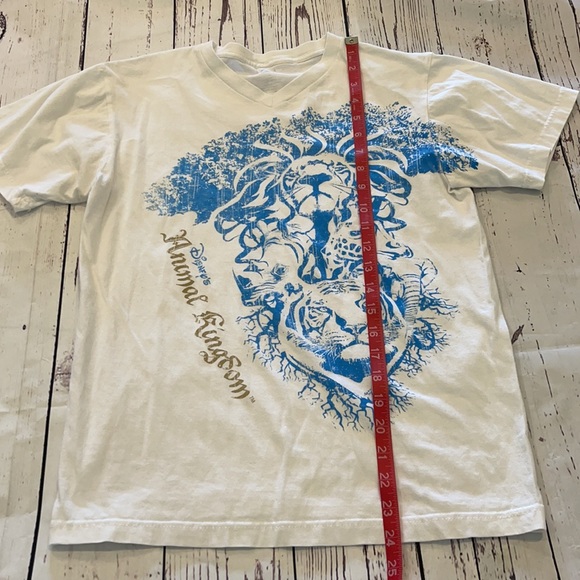 Animal Kingdom Tree of Life Tee - Picture 2 of 6